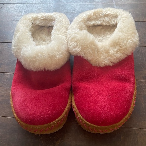 L.L. Bean Wicked Good  Squam Lake Shearling Lined Slippers - Picture 10 of 10